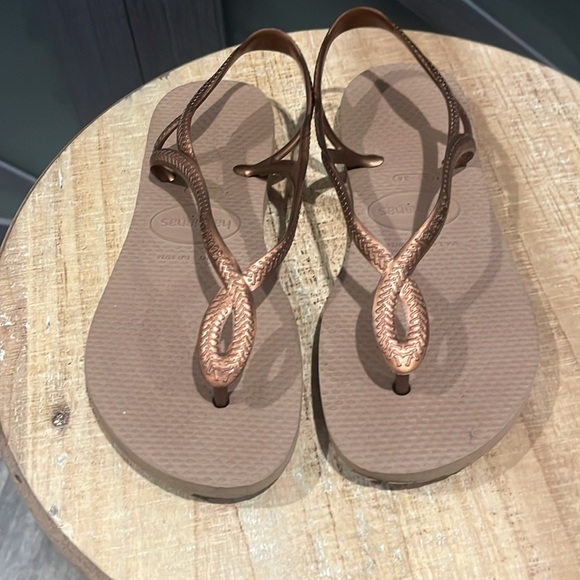 Havaianas thong sandals bronze color - Picture 2 of 6